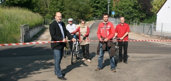 Hennigweg wieder durchgängig befahrbar