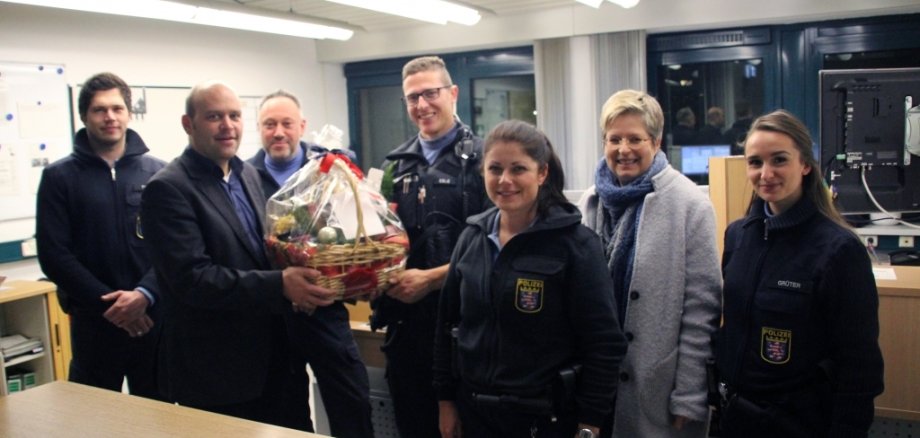Präsentkorb Polizeistation