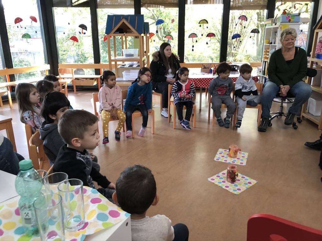 Mehrsprachige Vorlesestunde in der KiTa Rathäusschen