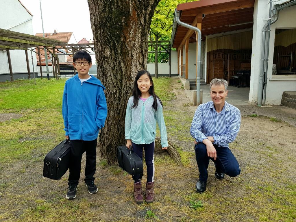 Sharon und Armin Jin beim Internationalen Wettbewerb Musiktalente 2021