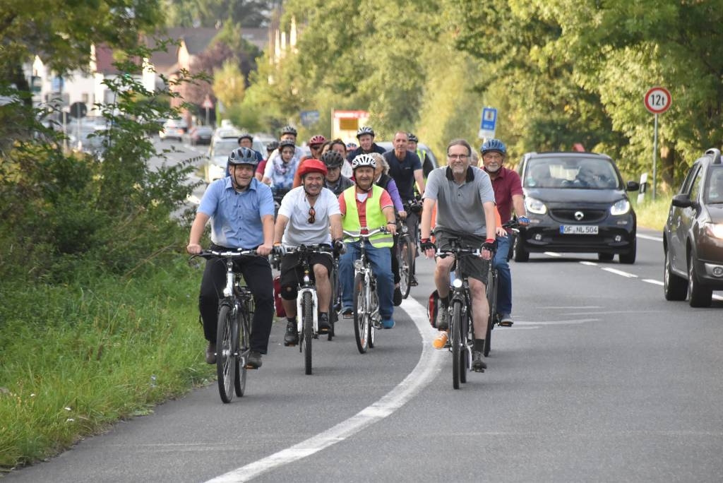Bürgermeister Tybussek und ADFC auf Radtour