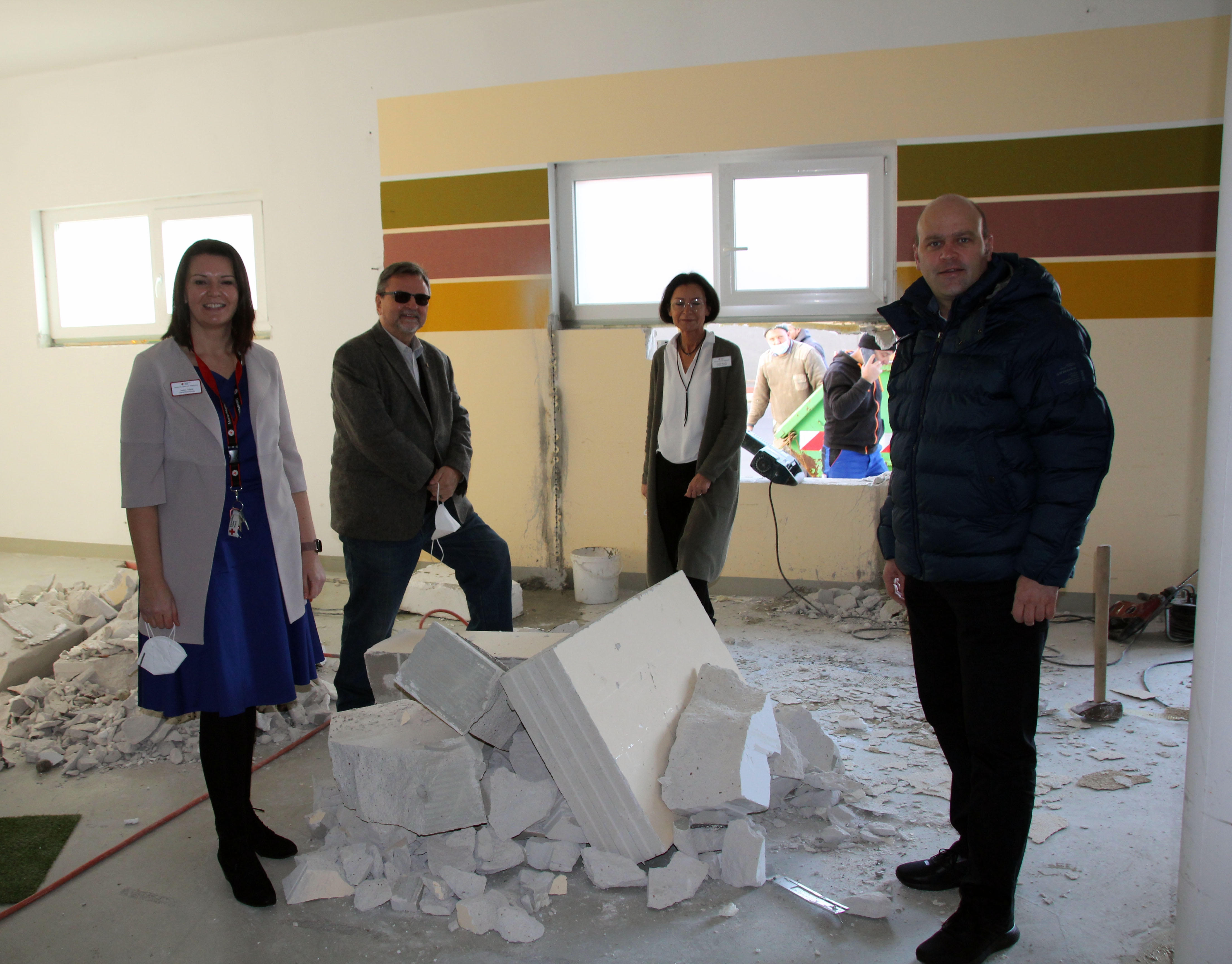 Neuer Aufenthaltsraum für die Bewohnerinnen und Bewohner des DRK-Seniorenzentrums Mühlheim entsteht