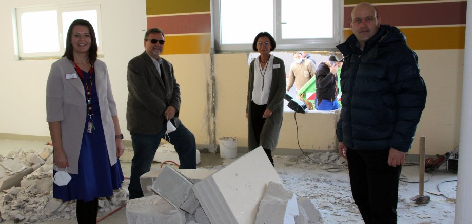 Neuer Aufenthaltsraum für die Bewohnerinnen und Bewohner des DRK-Seniorenzentrums Mühlheim entsteht