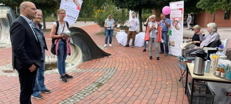 „Wir kommen in Bewegung“ –Hospizgemeinschaft Mühlheim wandert für mehr Sichtbarkeit