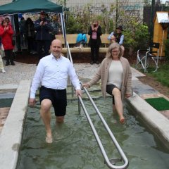 Eröffnung Wassertretanlage am Freibad Lämmerspiel