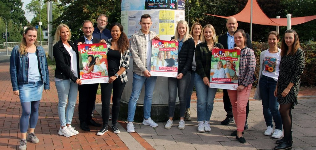 Start der Plakatwerbeaktion für pädagogische Fachkräfte