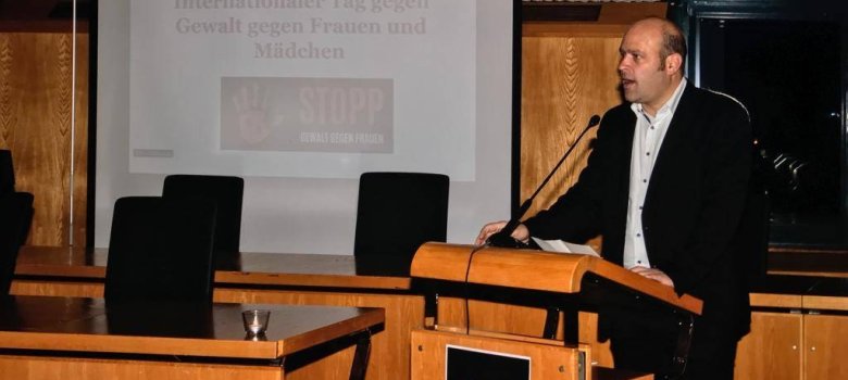 Internationaler Tag gegen Gewalt an Frauen und Mädchen Internationaler Tag gegen Gewalt an Frauen und Mädchen