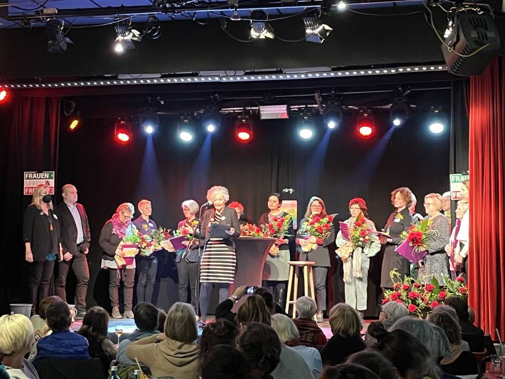 Internationaler Frauentag und 35 Jahre Mühlheimer Frauenbündnis Internationaler Frauentag und 35 Jahre Mühlheimer Frauenbündnis
