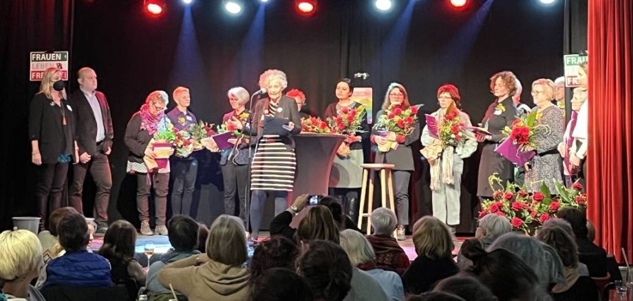 Internationaler Frauentag und 35 Jahre Mühlheimer Frauenbündnis