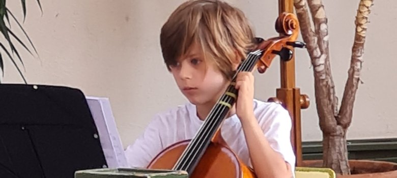 Cellokonzert in der Gustav-Adolf-Kirche