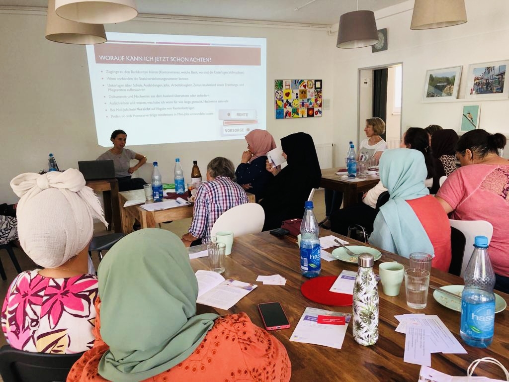 Frauenfrühstück zum Thema Altersvorsorge für Frauen Frauenfrühstück zum Thema Altersvorsorge für Frauen