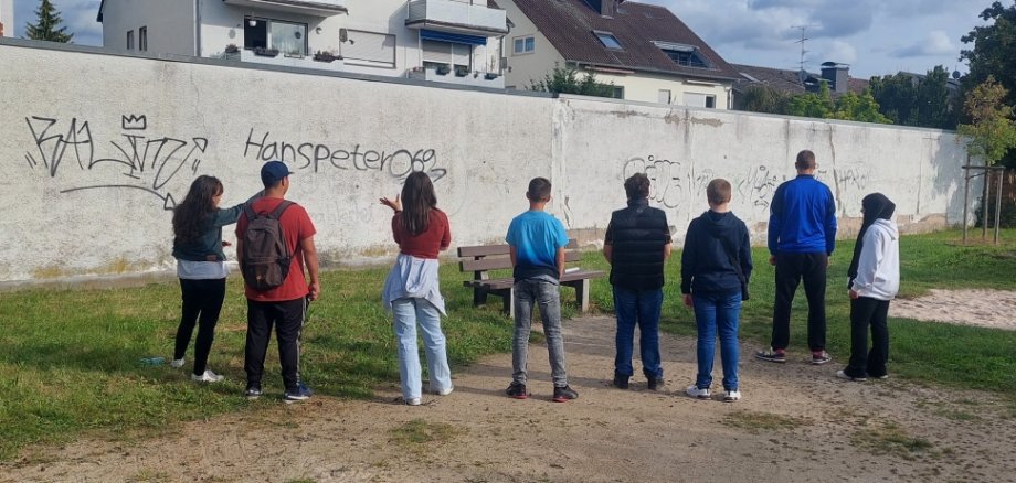 Graffiti-Projekt am Spielplatz Helpertseestraße