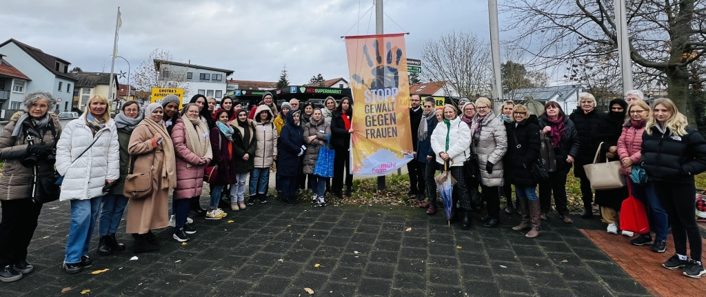 Gruppenfoto Internationaler Tag gegen Gewalt an Frauen Gruppenfoto Internationaler Tag gegen Gewalt an Frauen